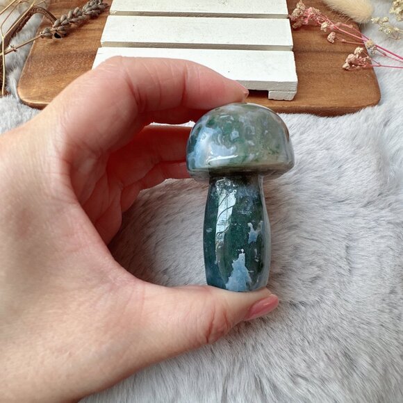 Moss Agate Mushroom Carving - Picture 8 of 8